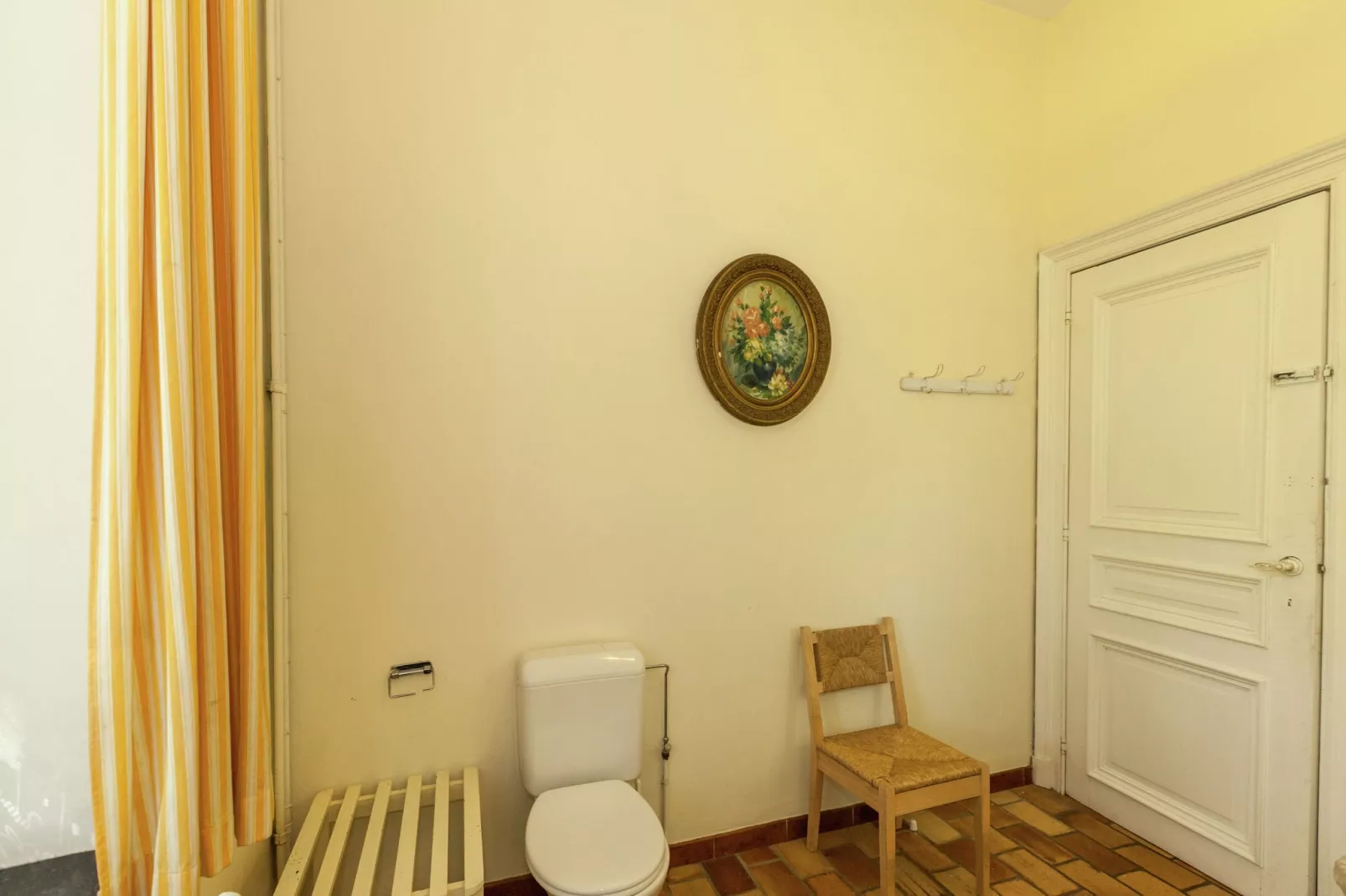 Le Relais de la Poste-Bathroom