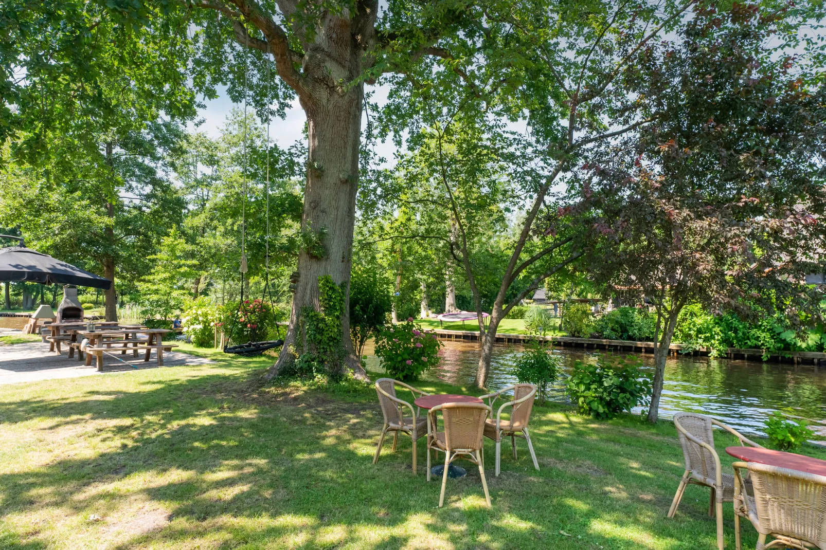 Hoeve Ginette - benedenverdieping-Jardin d'été
