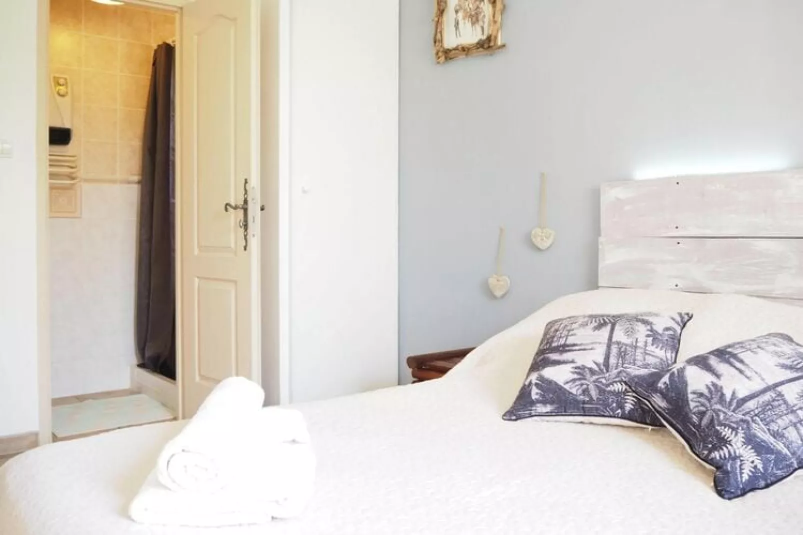 Ferienhaus in Roaix-Schlafzimmer