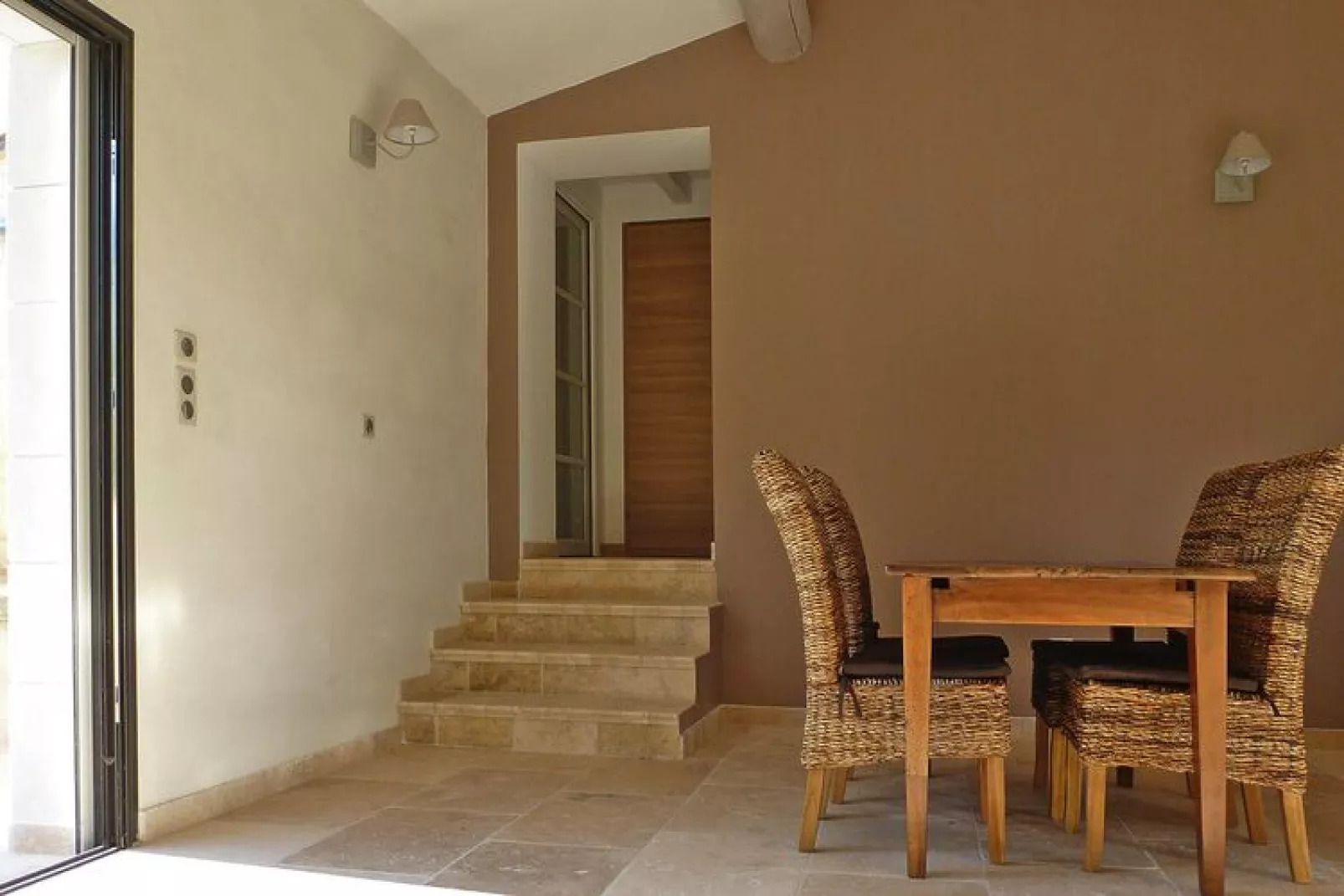 Ferienwohnung in Malaucène / Olivia-Dining room