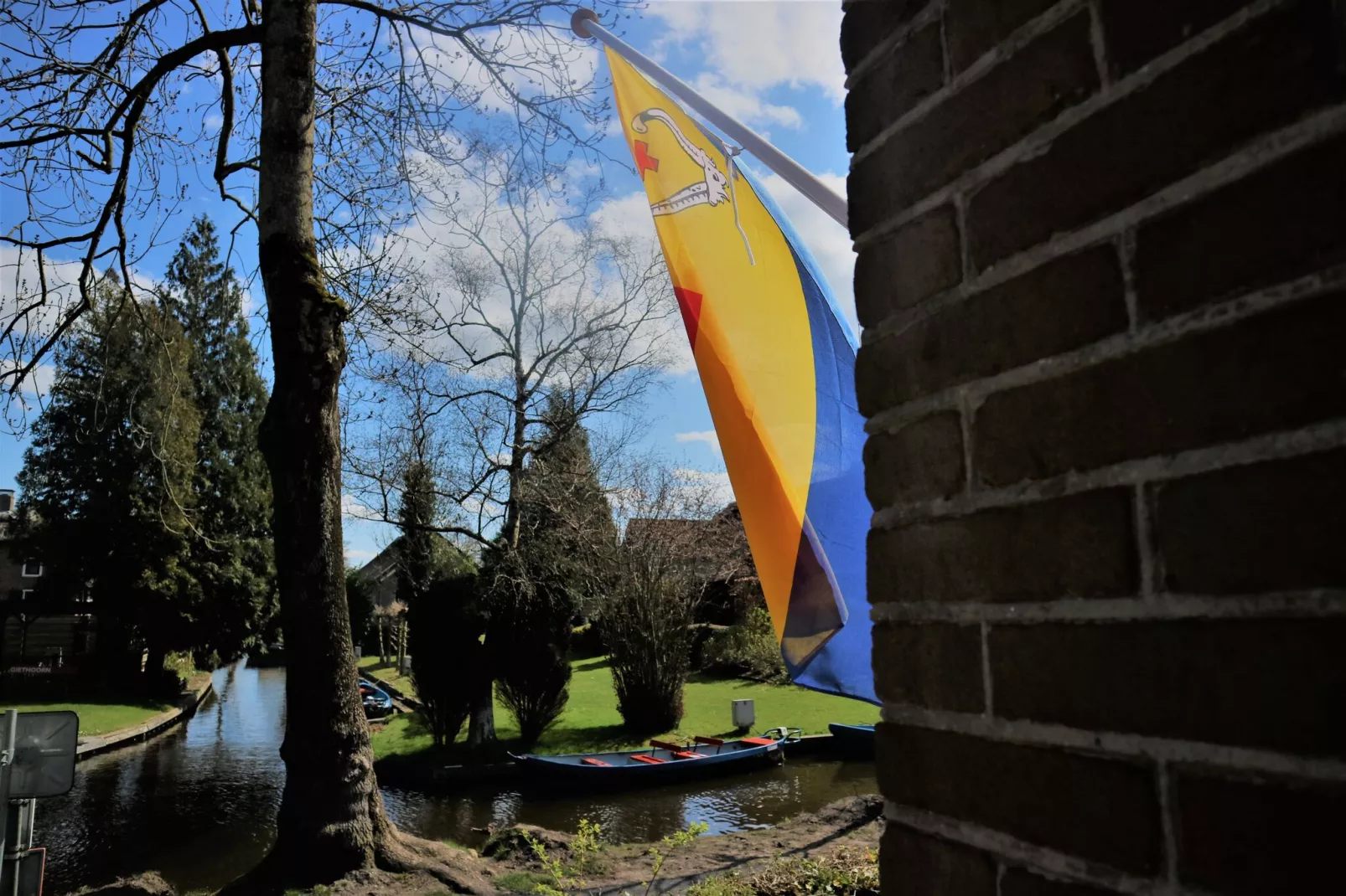 Logies Paal 4 Giethoorn – 2 persoons-Exterior summer