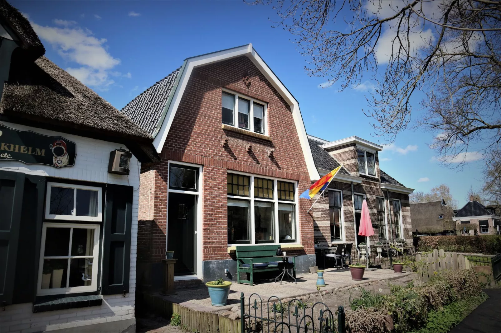 Logies Paal 4 Giethoorn – 2 persoons-Exterior summer