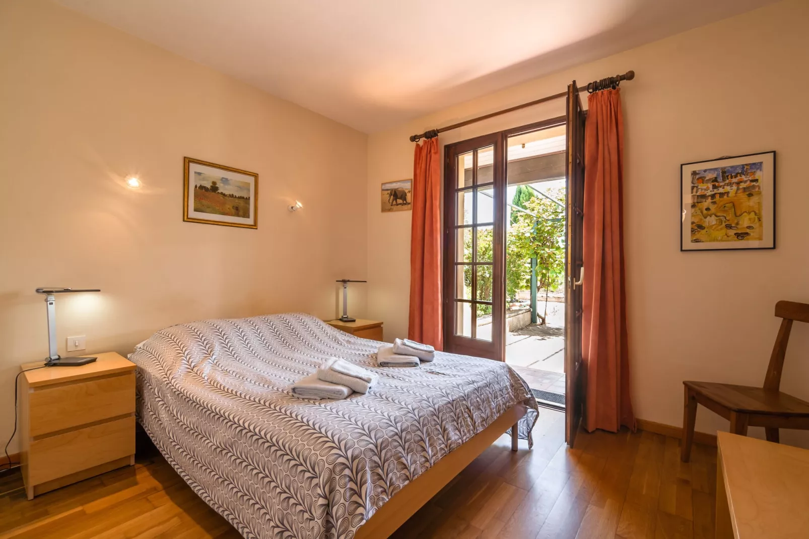 Eclat-Bedroom