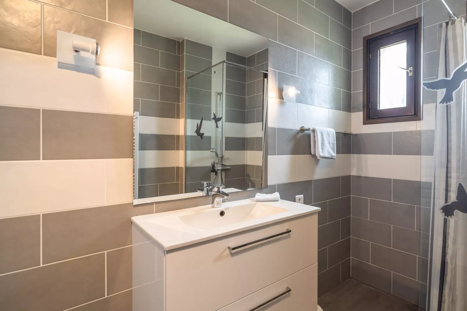 Eclat-Bathroom