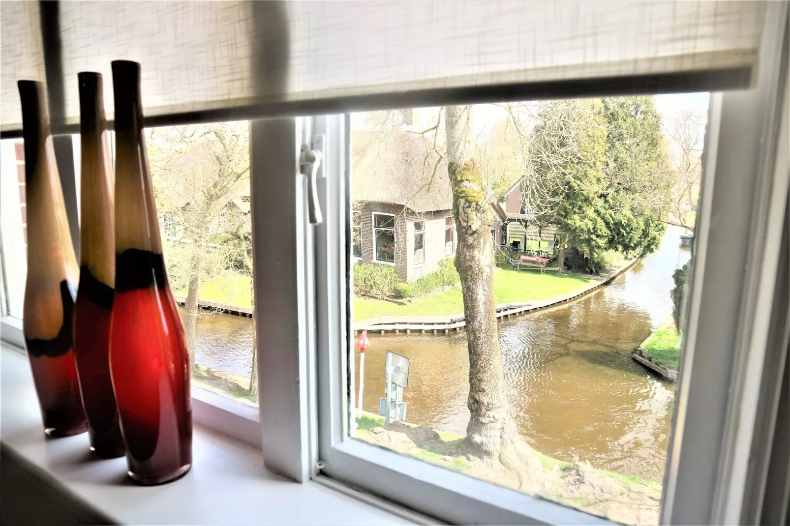 Logies Paal 4 Giethoorn – 2 persoons-View summer