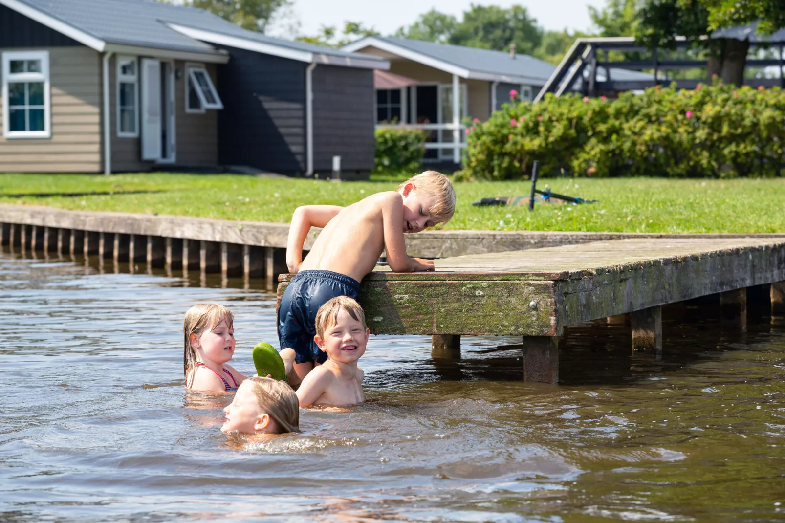 Vakantiepark Giethoorn 8-Park facilities