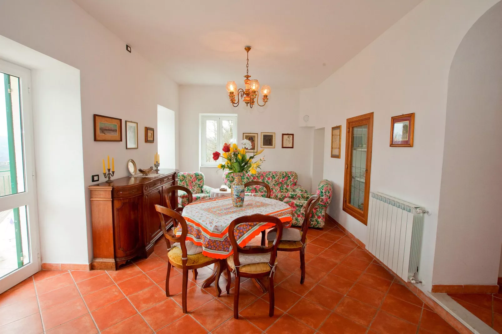 Crocetta Uno-Dining room