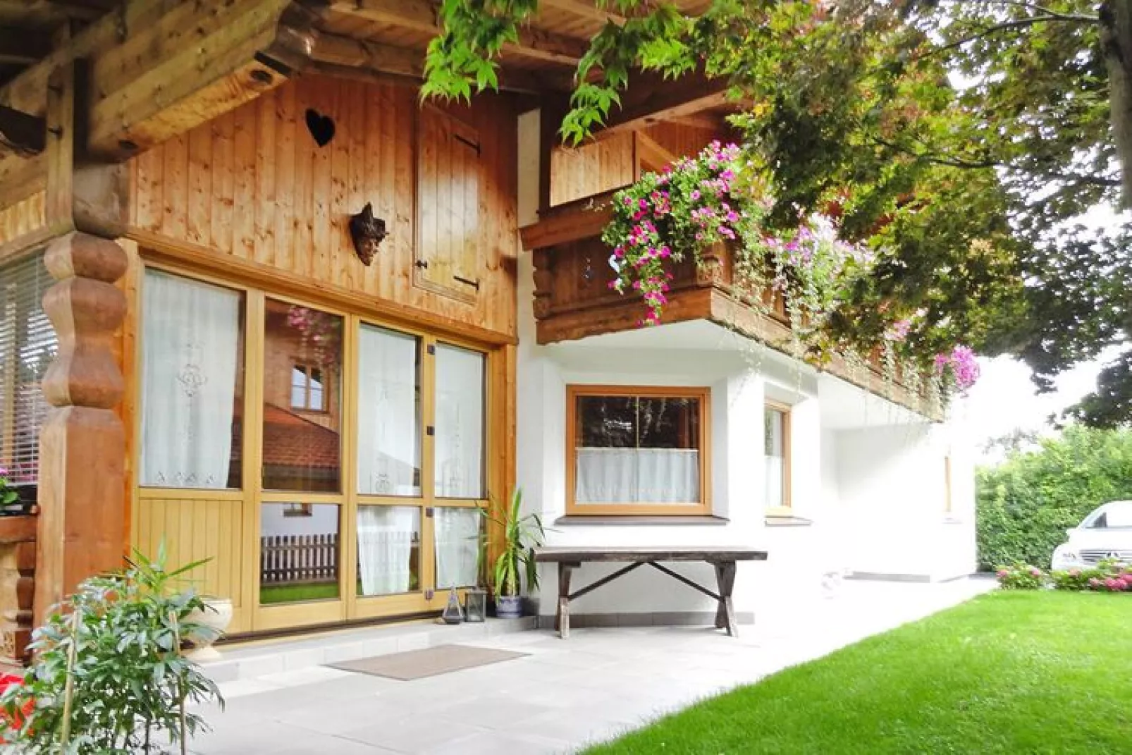 Ferienhaus Saurer-Jardin d'été