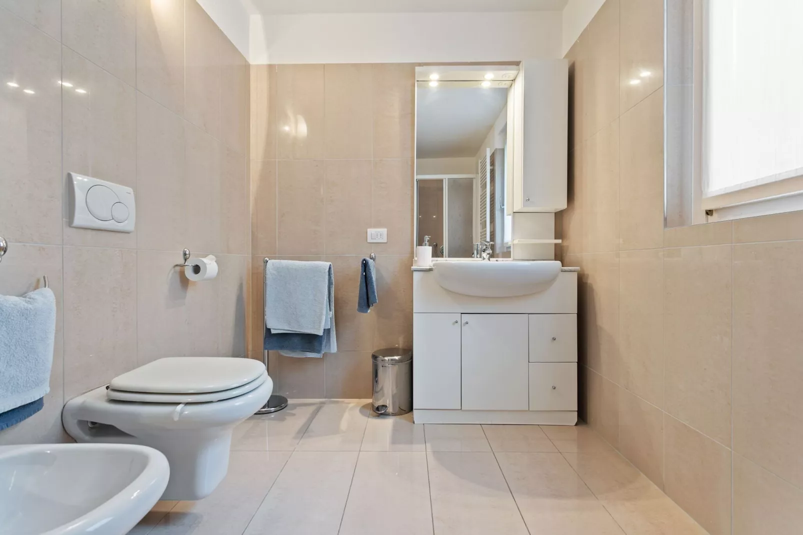 Varese Tre-Bathroom