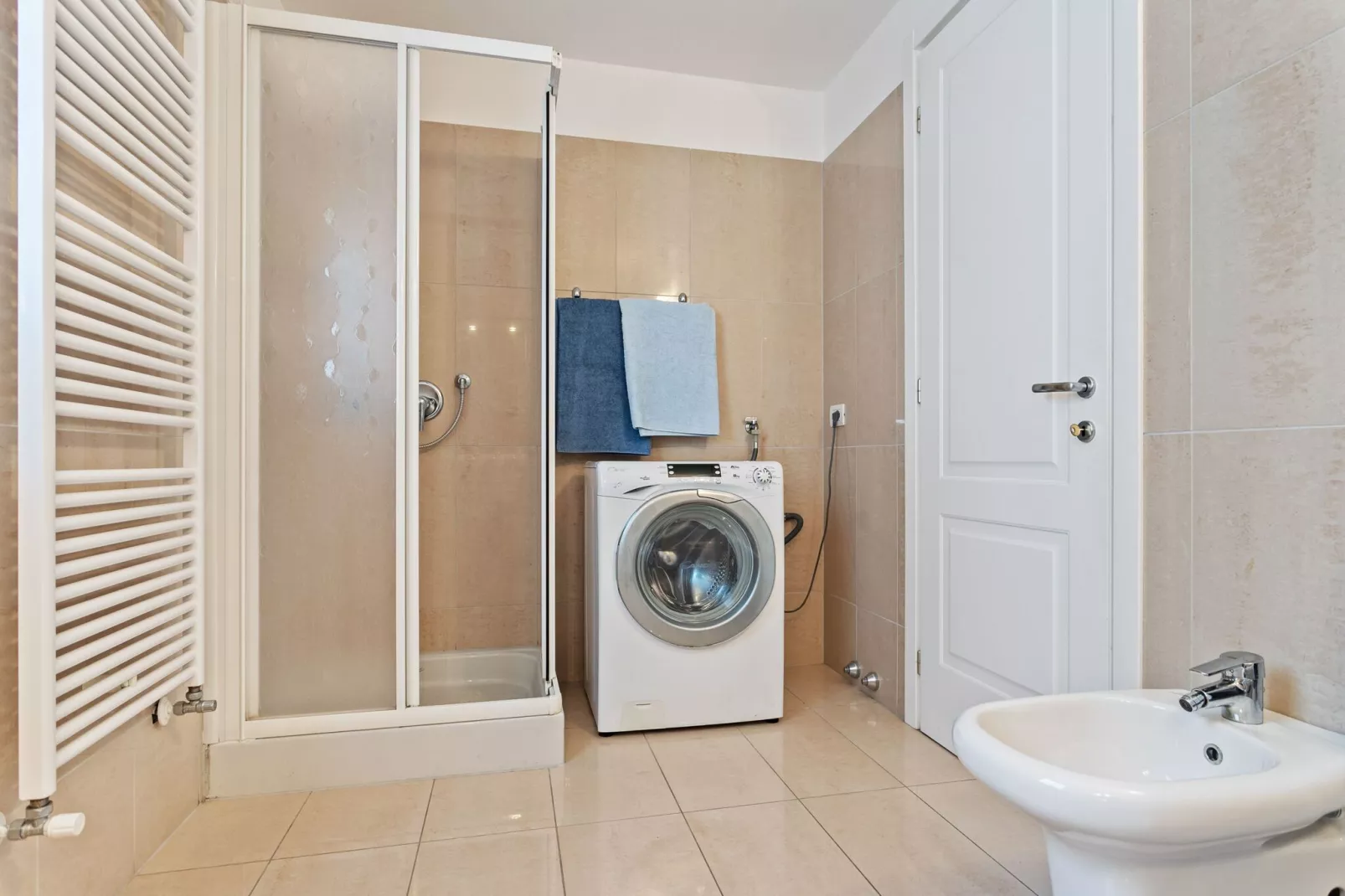 Varese Tre-Bathroom
