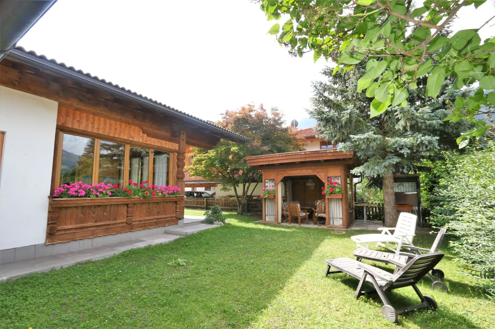 Ferienhaus Saurer-Jardin d'été