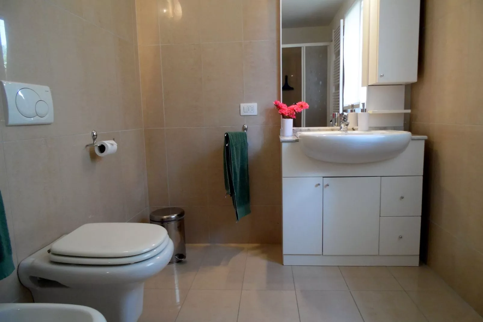 Varese Quattro-Bathroom