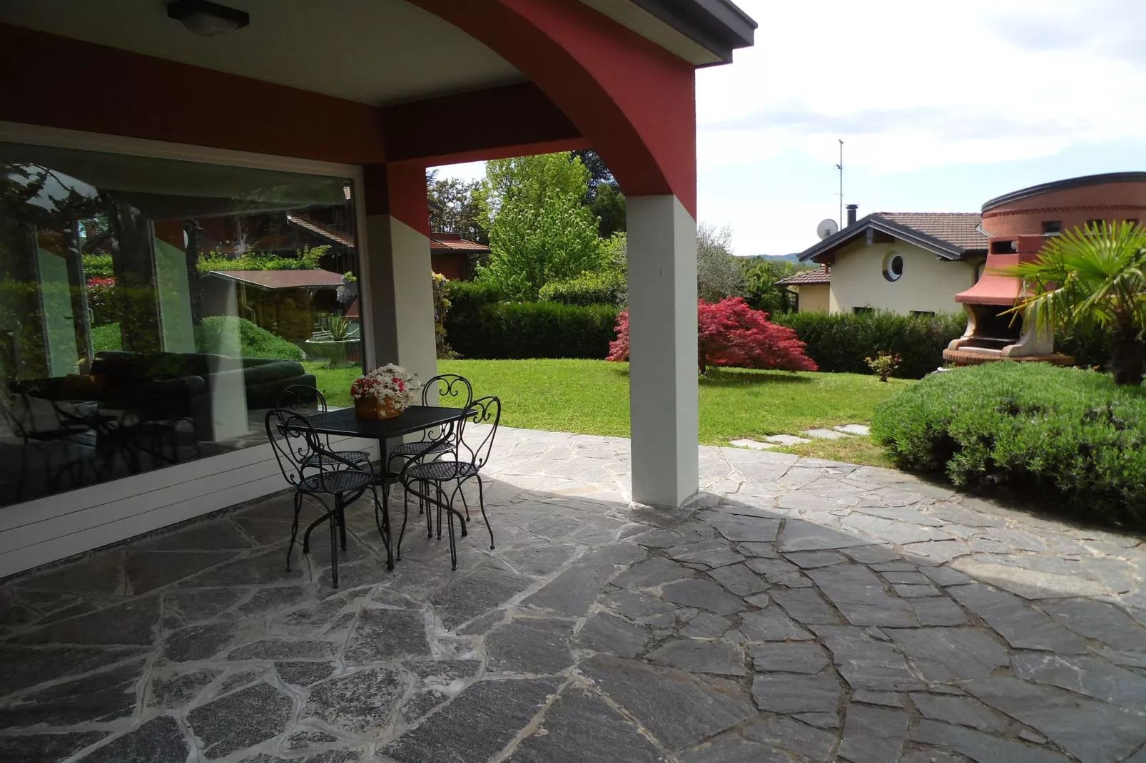 Varese Quattro-Terrace balcony