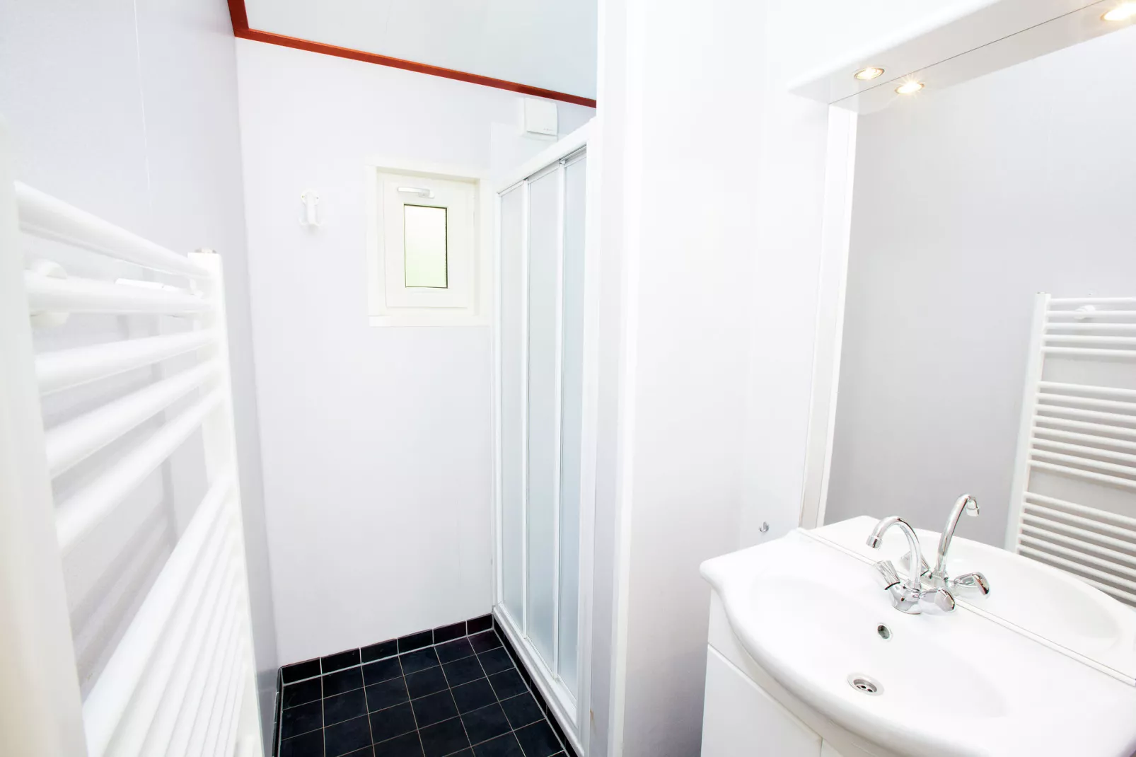 Kustpark Egmond aan Zee 2-Bathroom