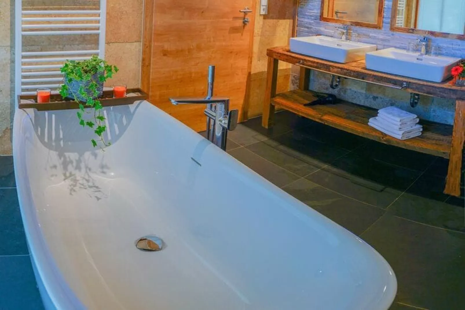 IM WEIDACH Haus 1-Bathroom