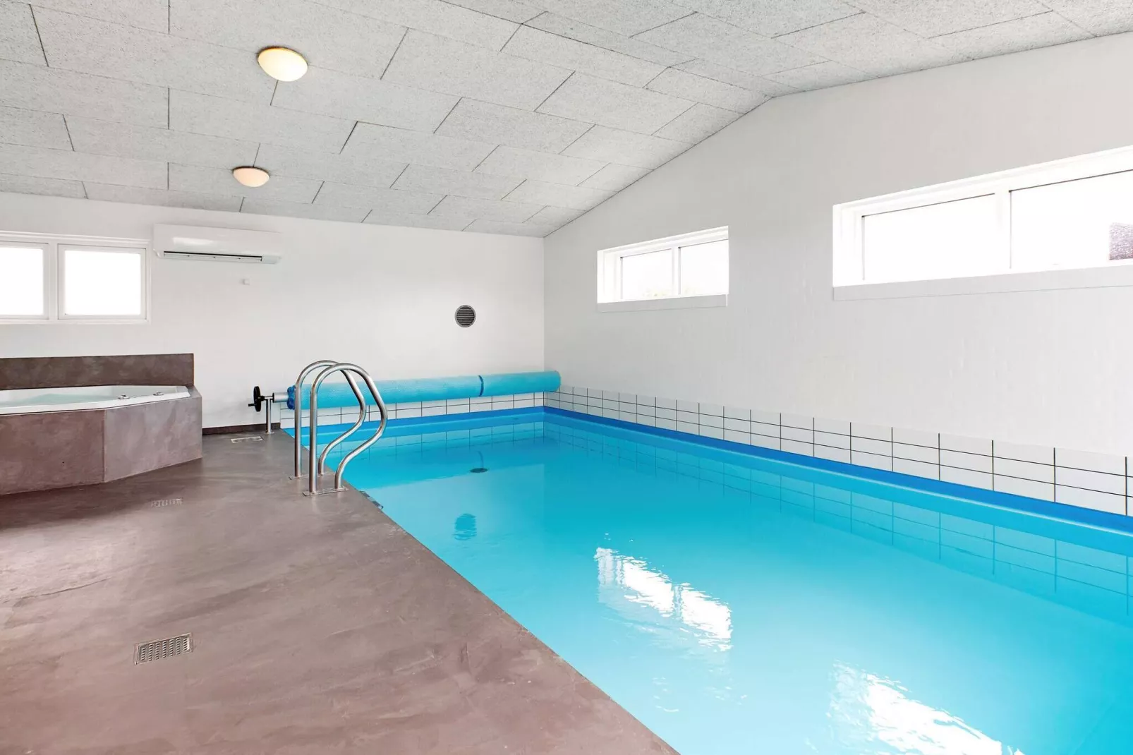 Retraite de luxe avec piscine -- By Traum Ferienwohnungen-Piscine