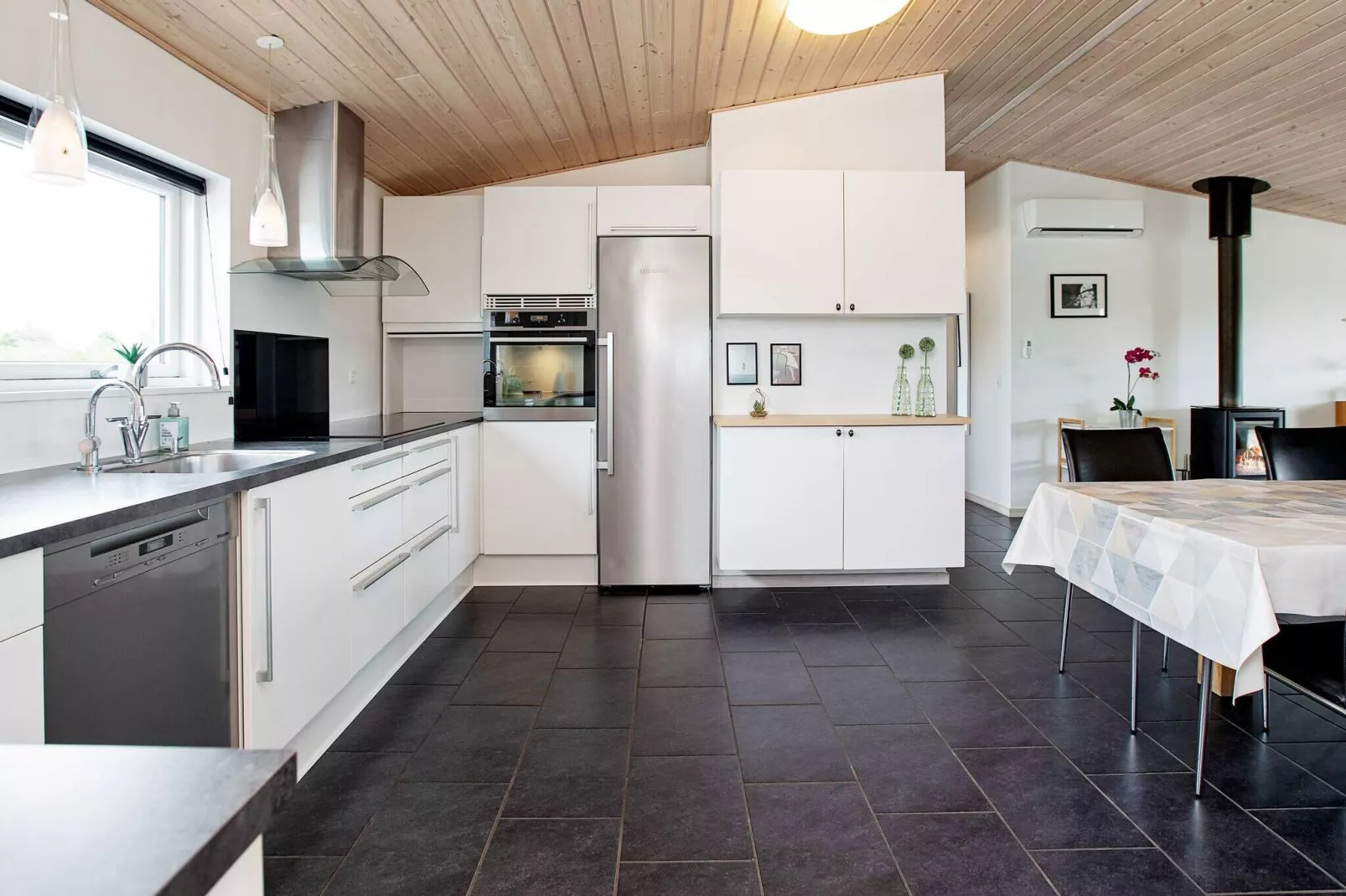 Retraite de luxe avec piscine -- By Traum Ferienwohnungen-Intérieur