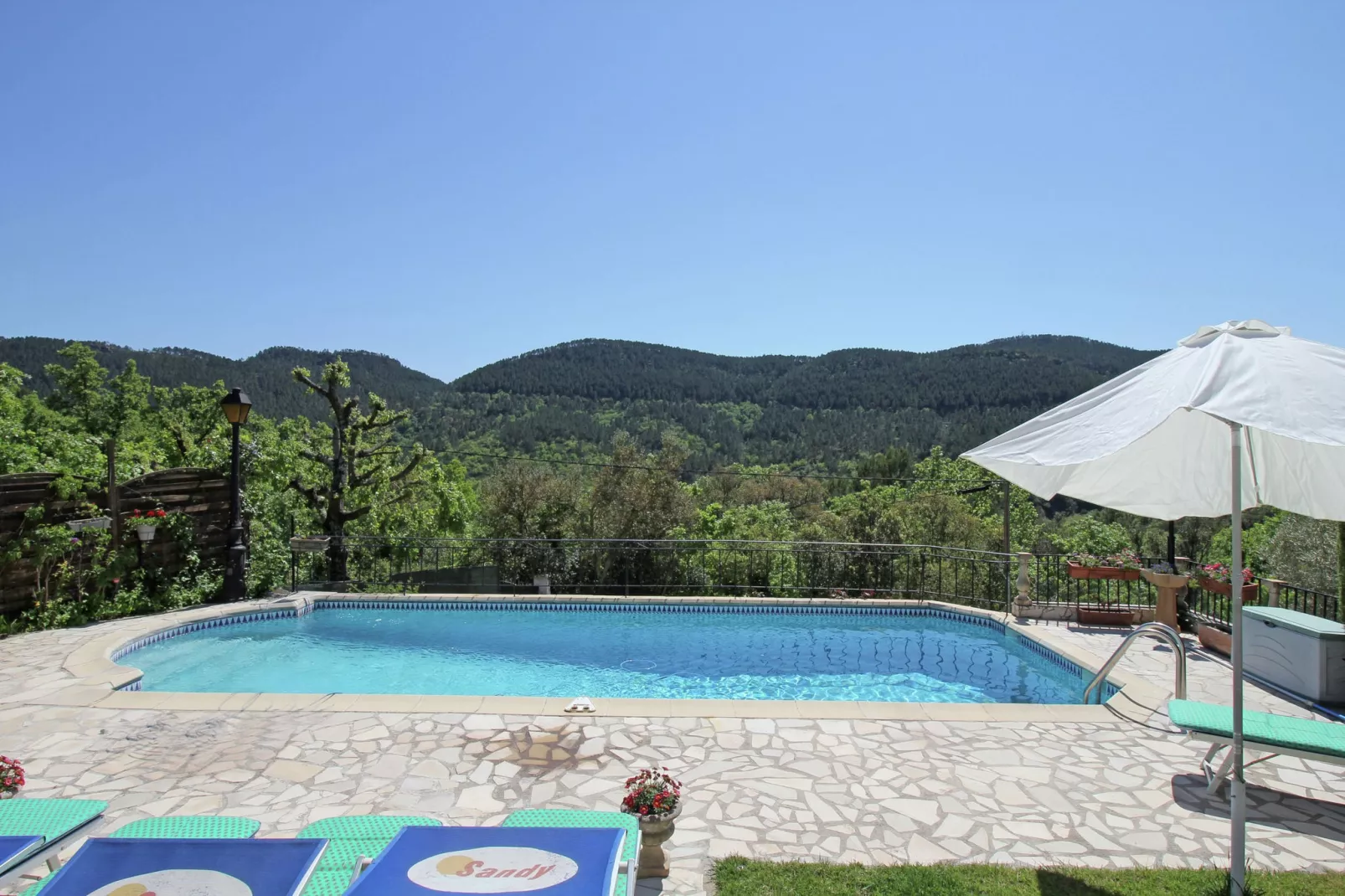 La Bagnolette-Piscine