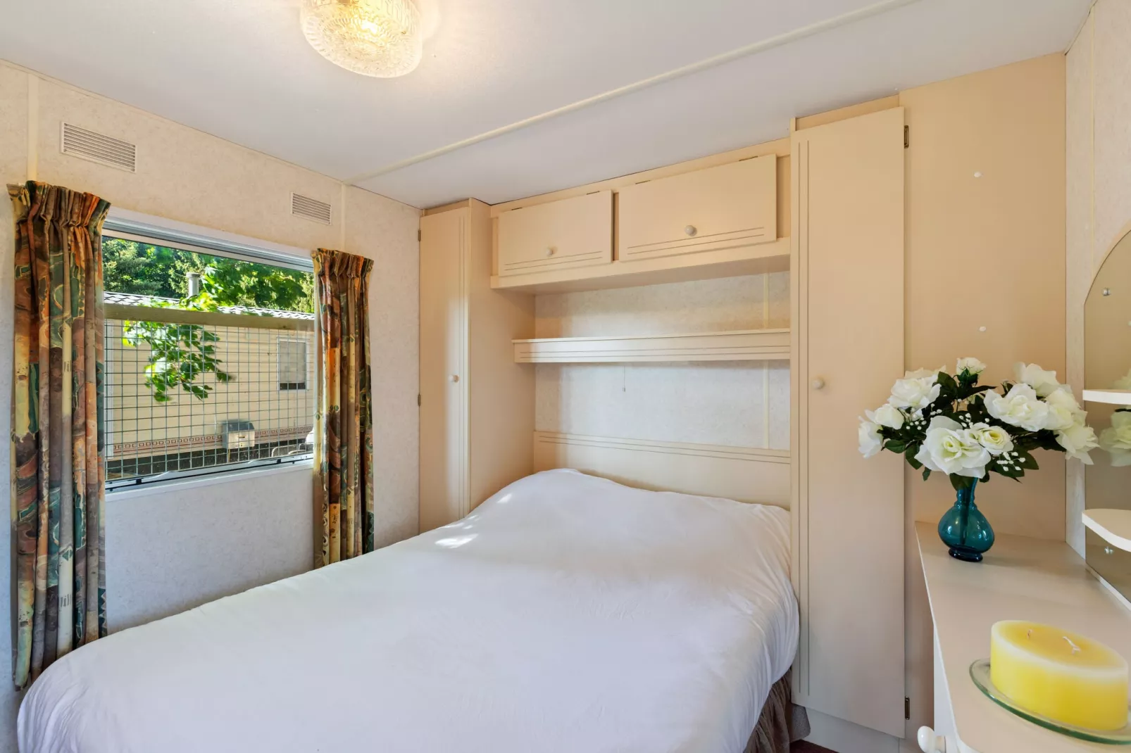 Pinksterbloem-Bedroom