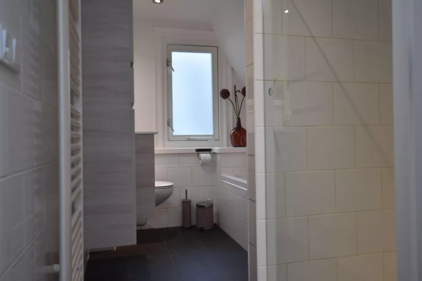 HuizeDuin-Bathroom
