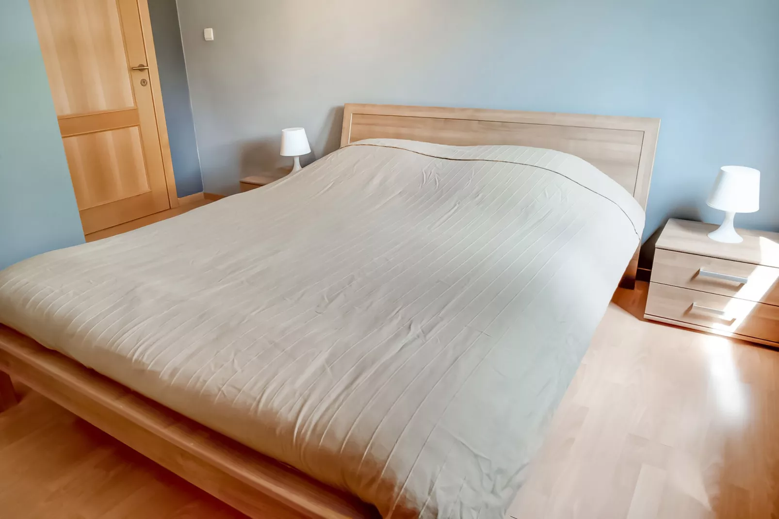 Gîte de 8 personnes avec piscine-Bedroom