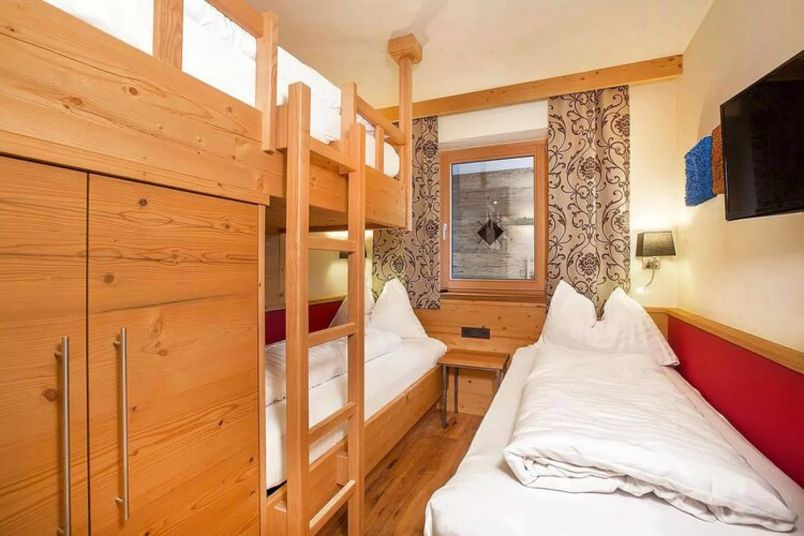 Chalet Edelweißalm-Bedroom