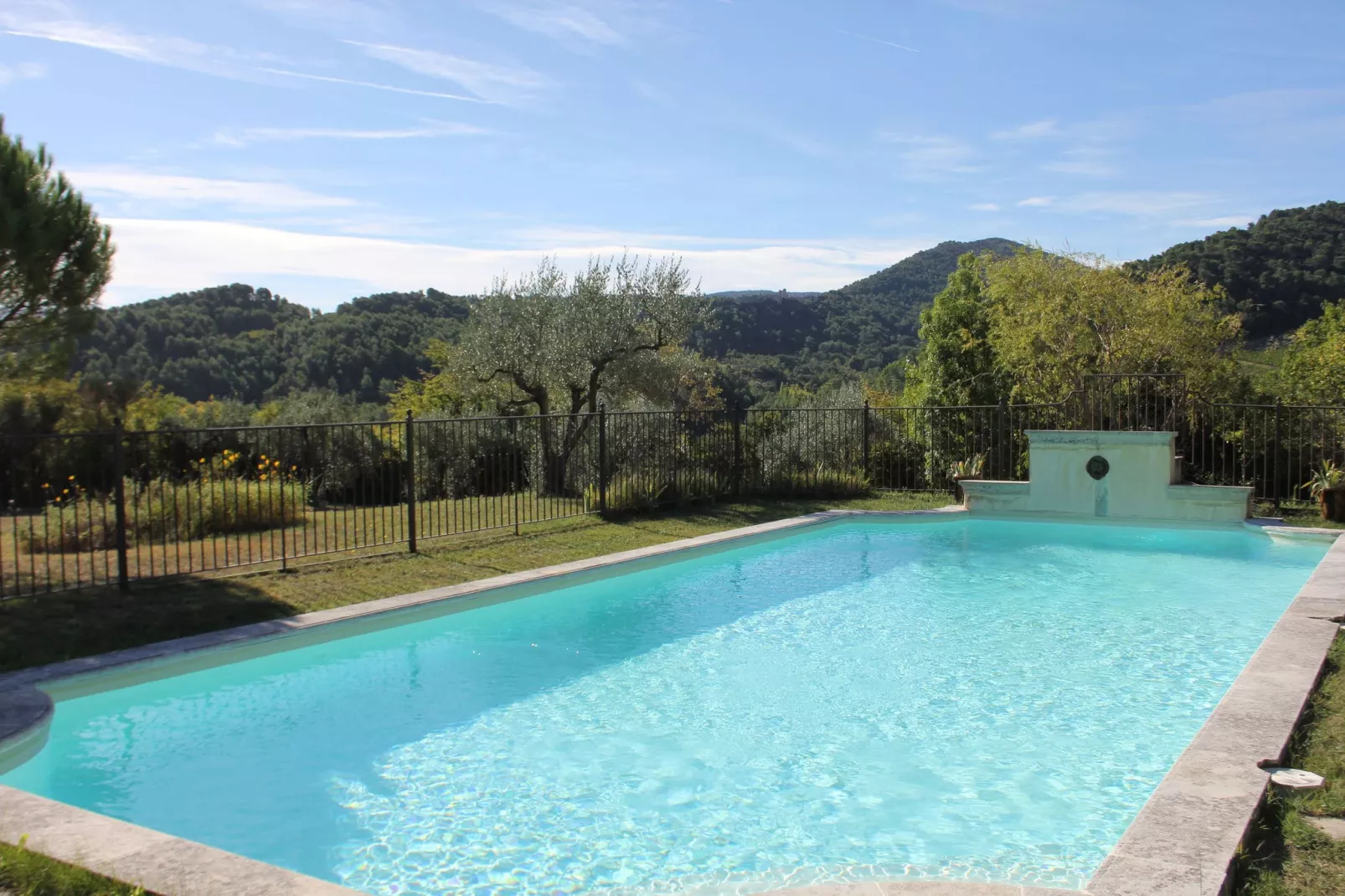 Grande Maison-Pool