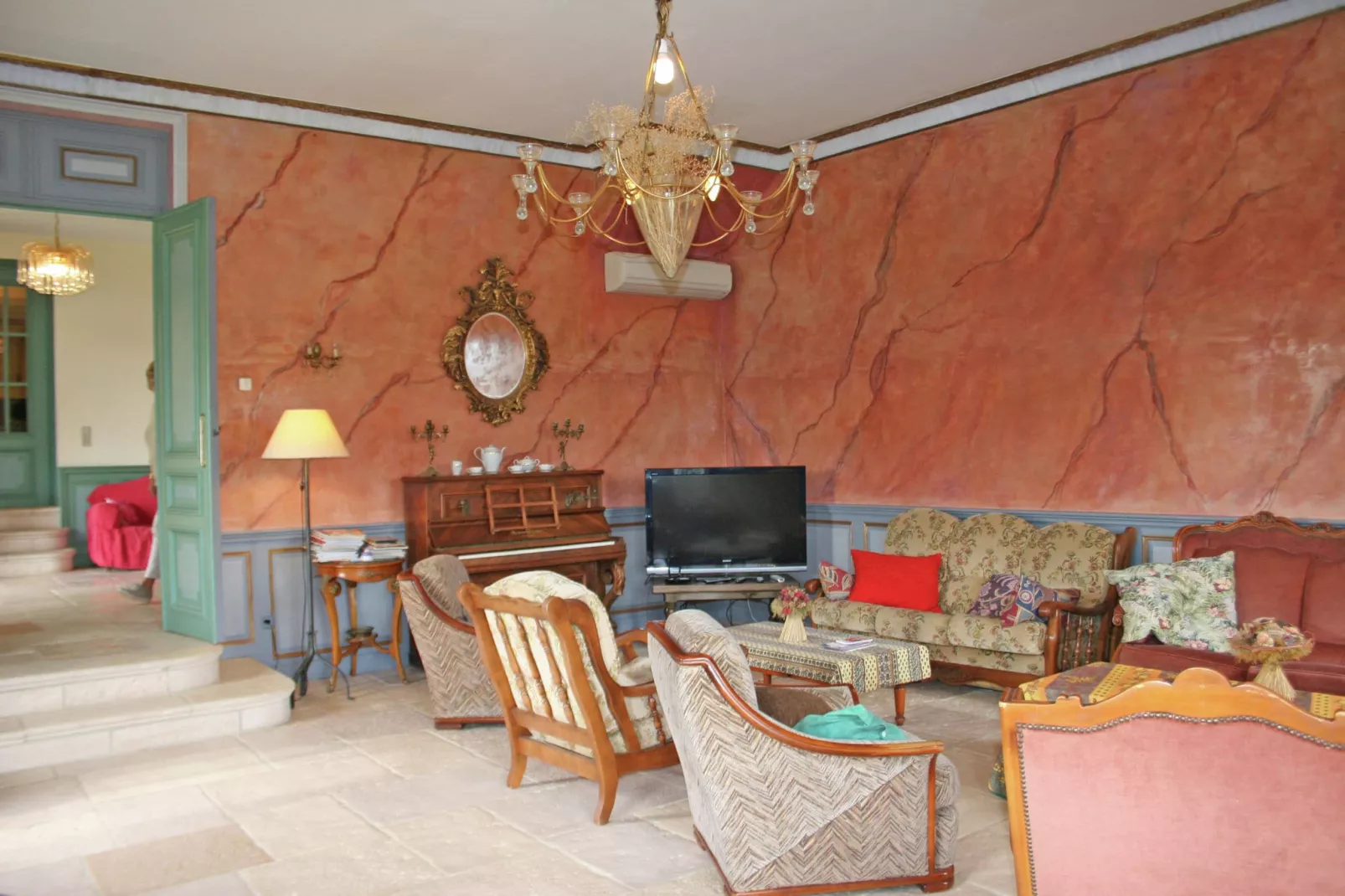 Grande Maison-Living room