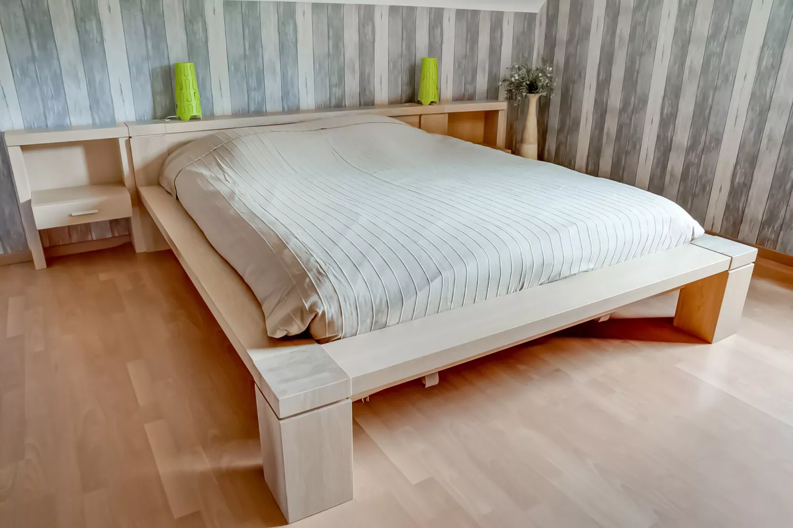 Gîte de 8 personnes avec piscine-Bedroom
