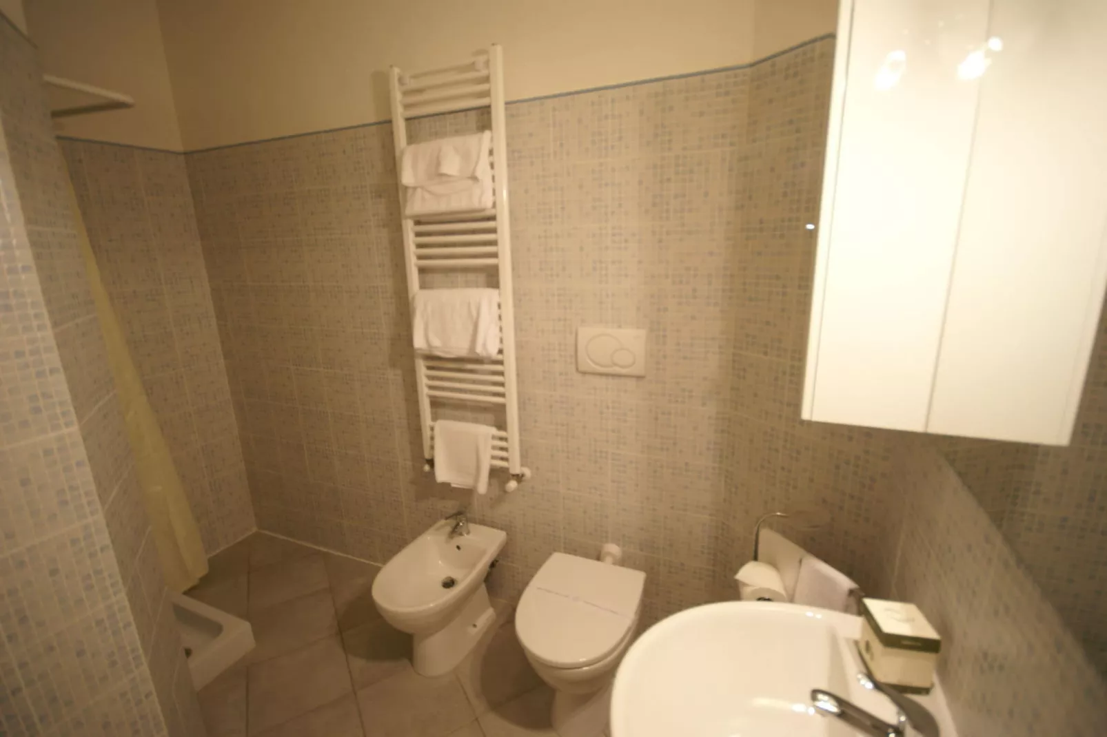 Chianti Village Morrocco M2-Bathroom