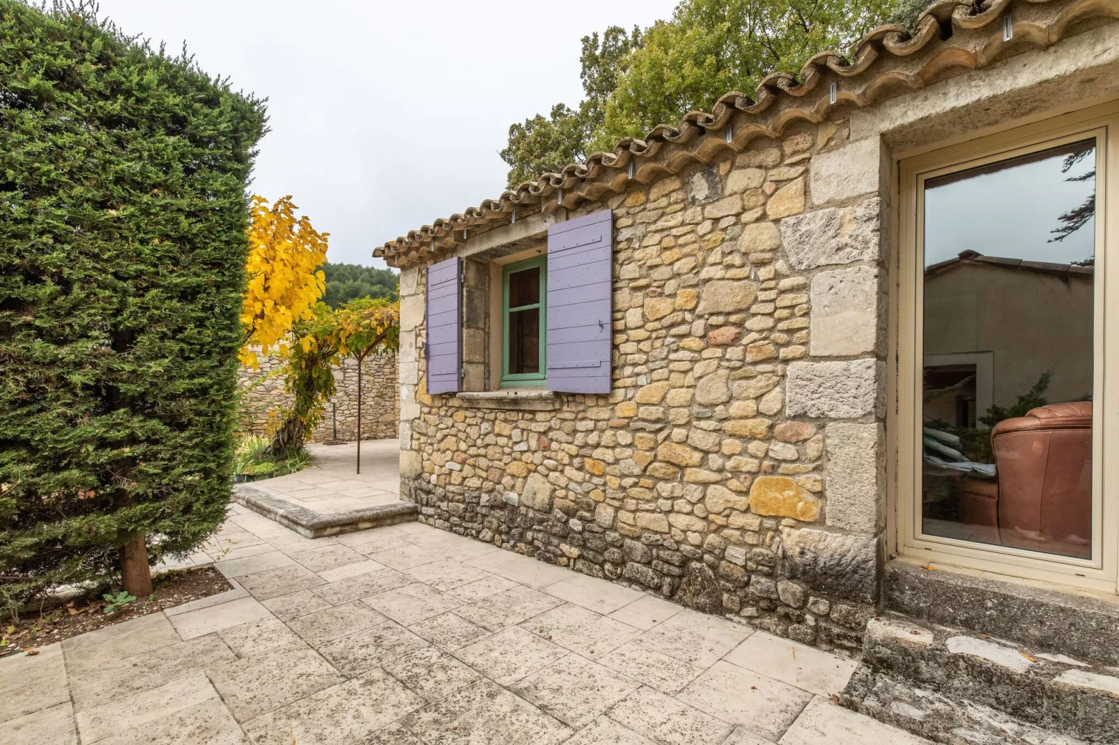 Petite maison-Exterior summer