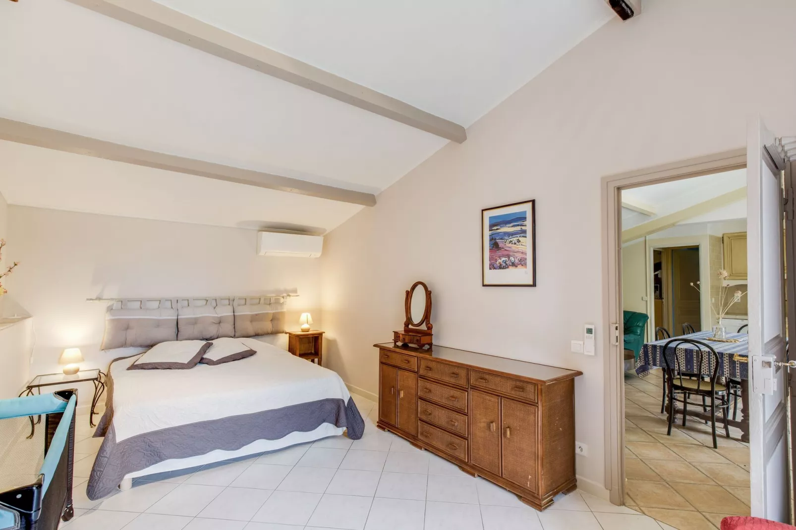Petite maison-Bedroom