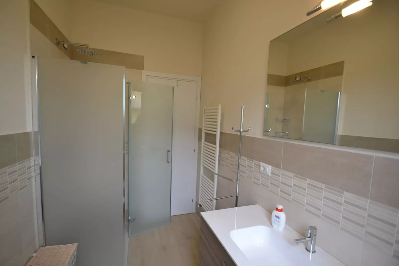 Altra Scogliera-Bathroom