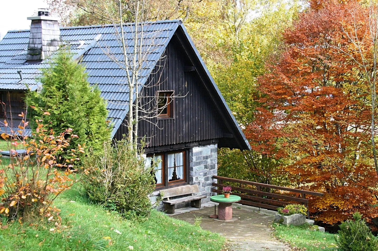 Alte Mühle-Außenbereich Sommer