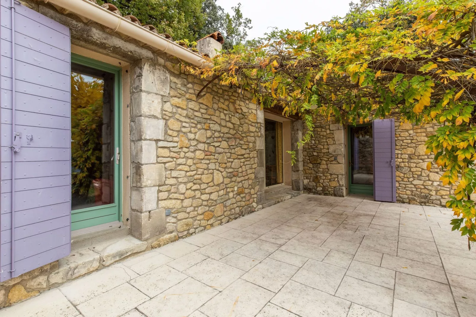 Petite maison-Terrace balcony