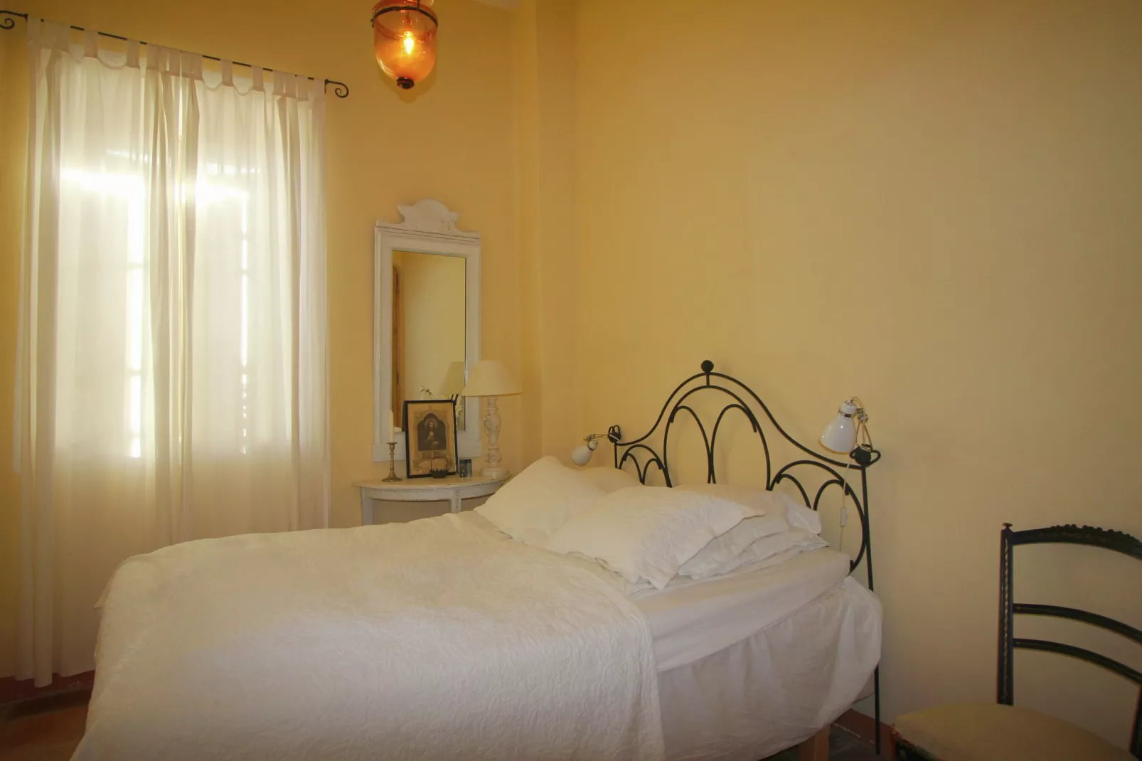 Lou Roure-Bedroom