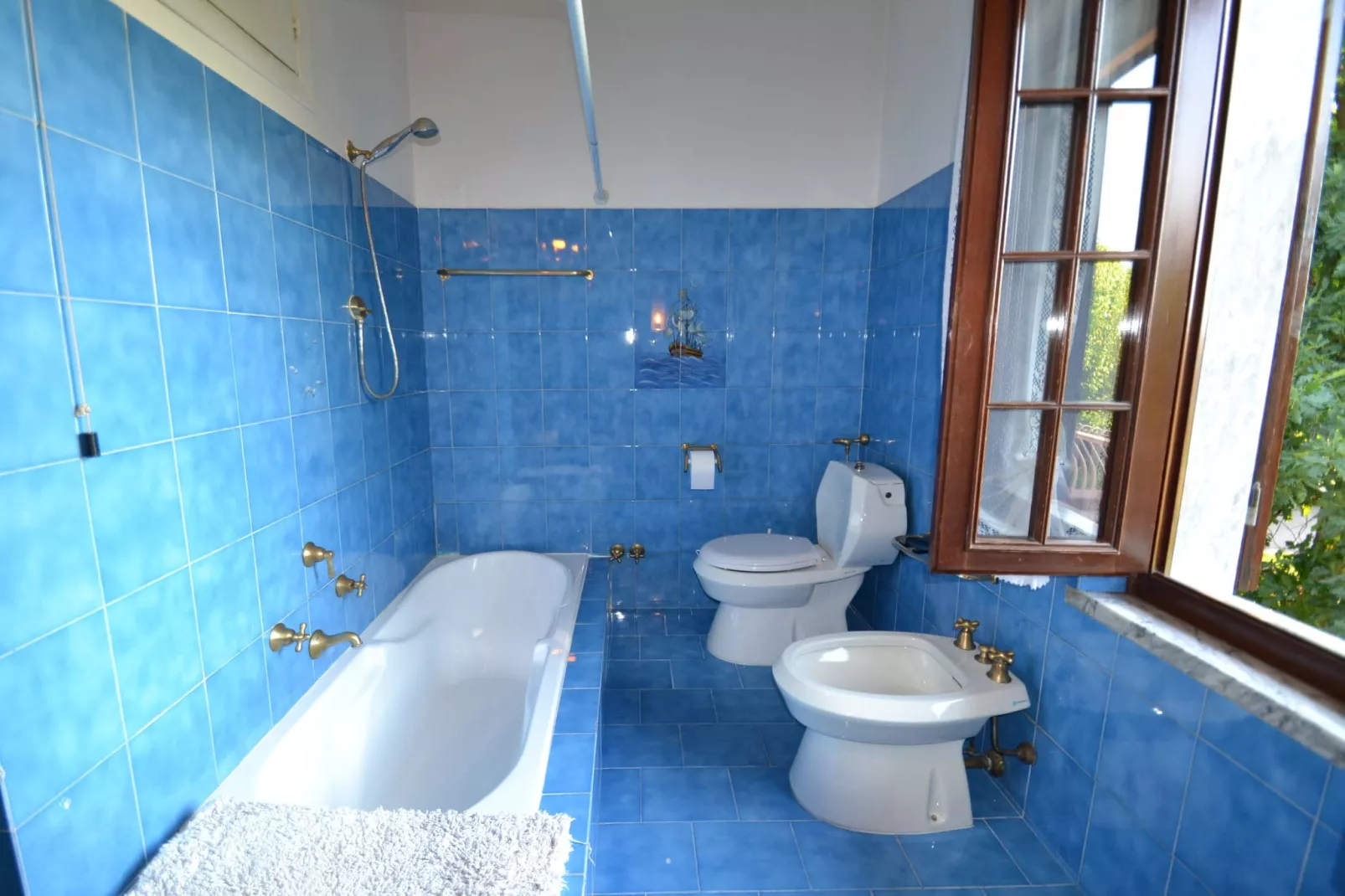 Serena-Bathroom