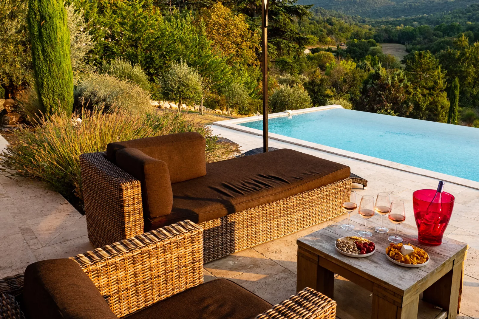La Colline de Rêve plus 4 gîtes-Terrace balcony