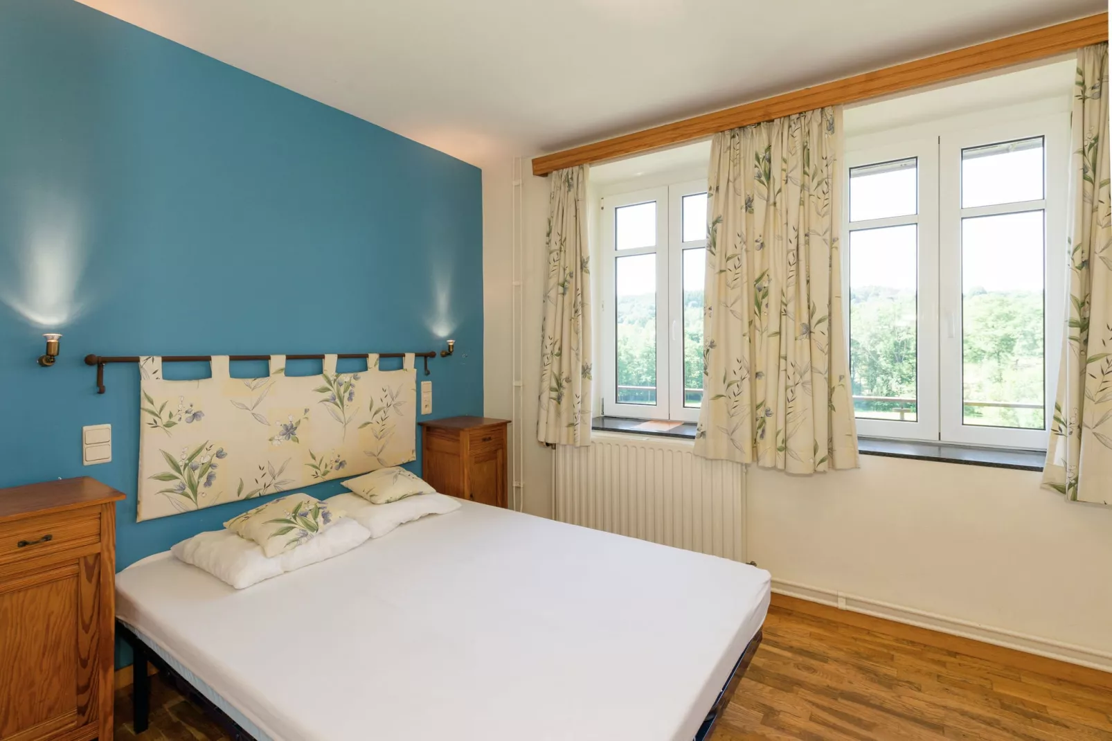 Aux Fleurs des Champs-Bedroom
