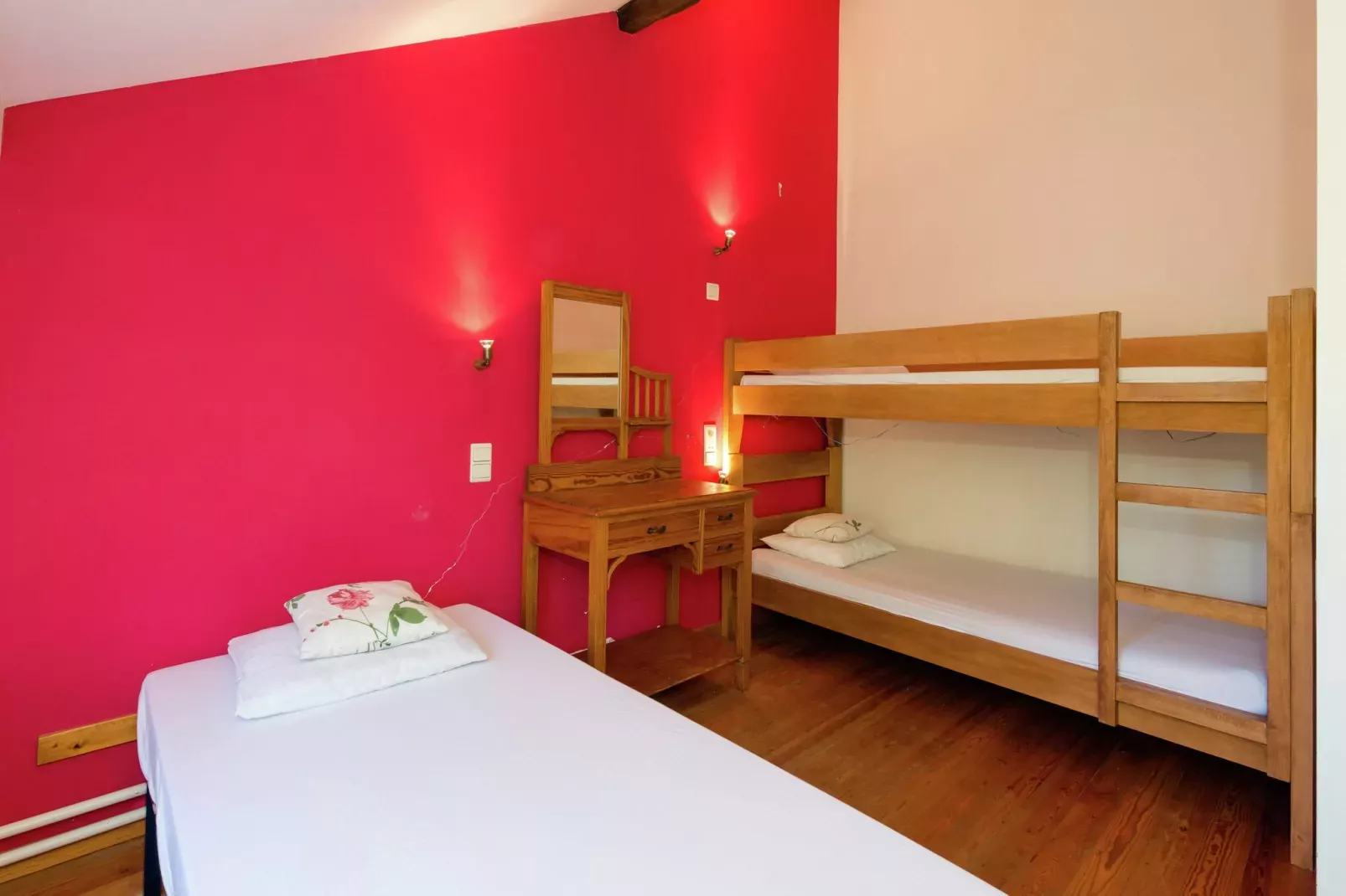 Aux Fleurs des Champs-Bedroom