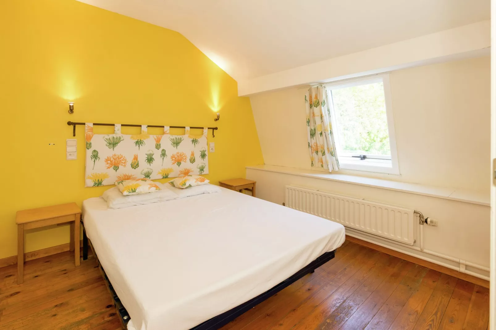 Aux Fleurs des Champs-Bedroom