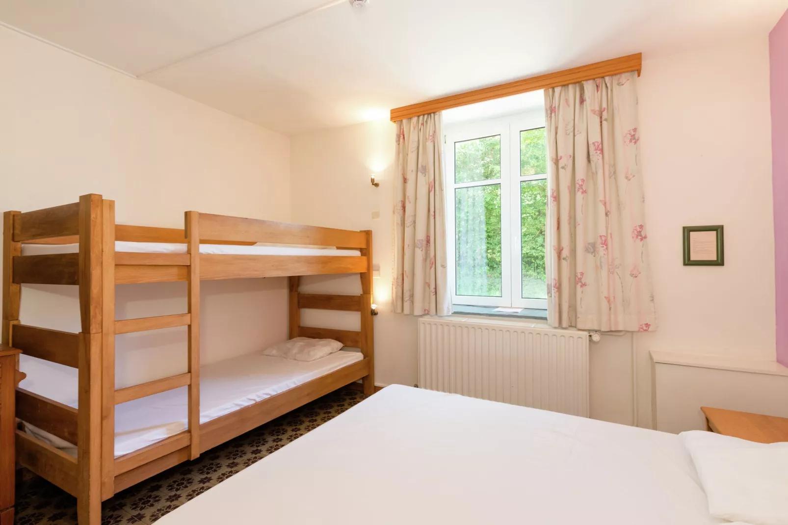 Aux Fleurs des Champs-Bedroom