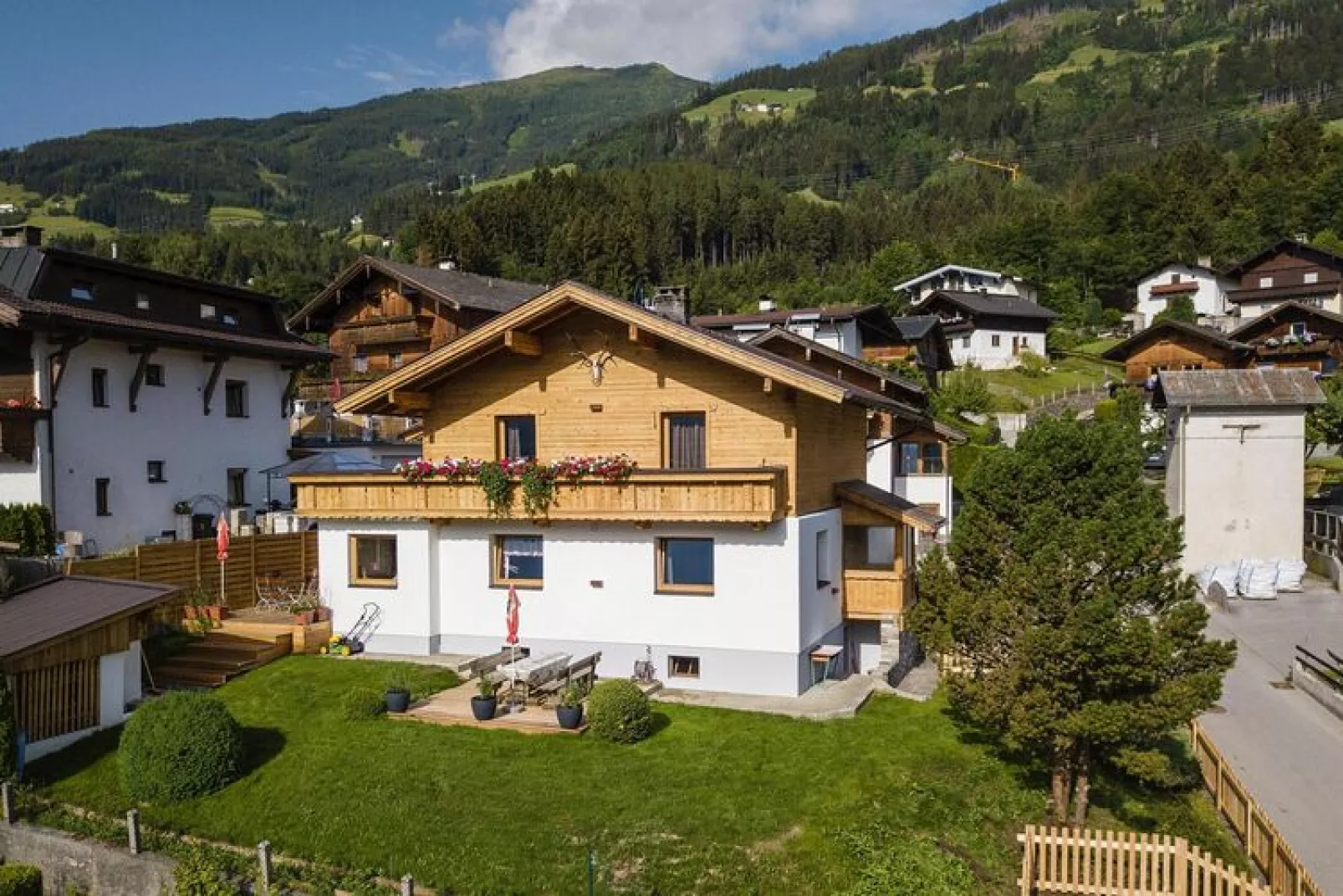 Ferienhaus Marienbergl - 10 Personen-Außenbereich Sommer