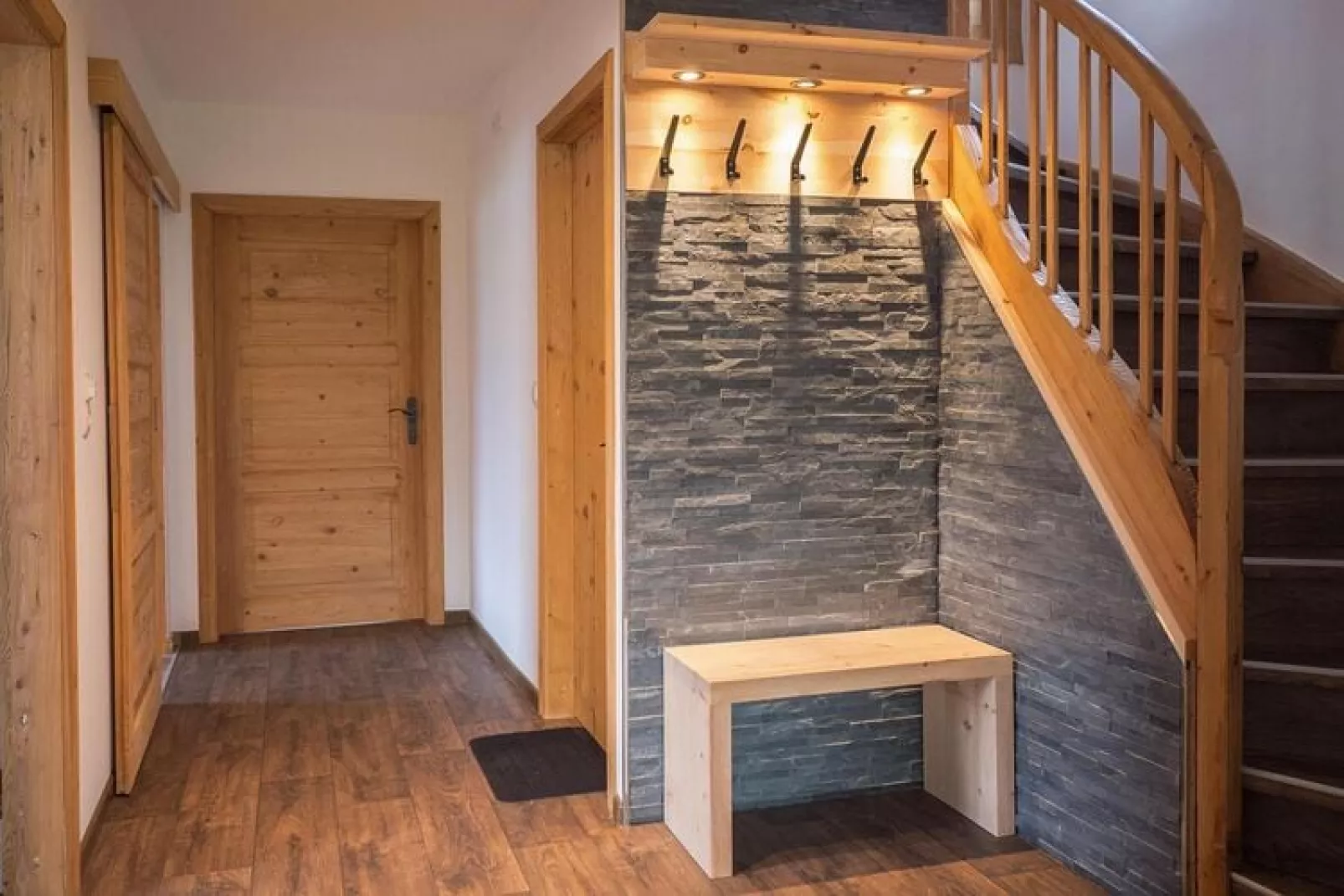 Ferienhaus Marienbergl - 10 Personen-Flur
