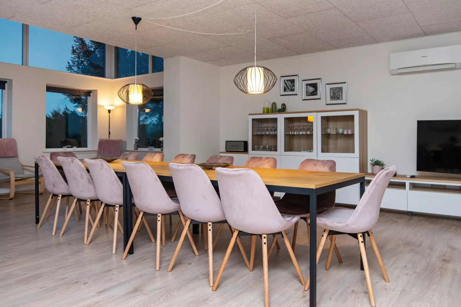 14 person holiday home in Ringkøbing-Indoor