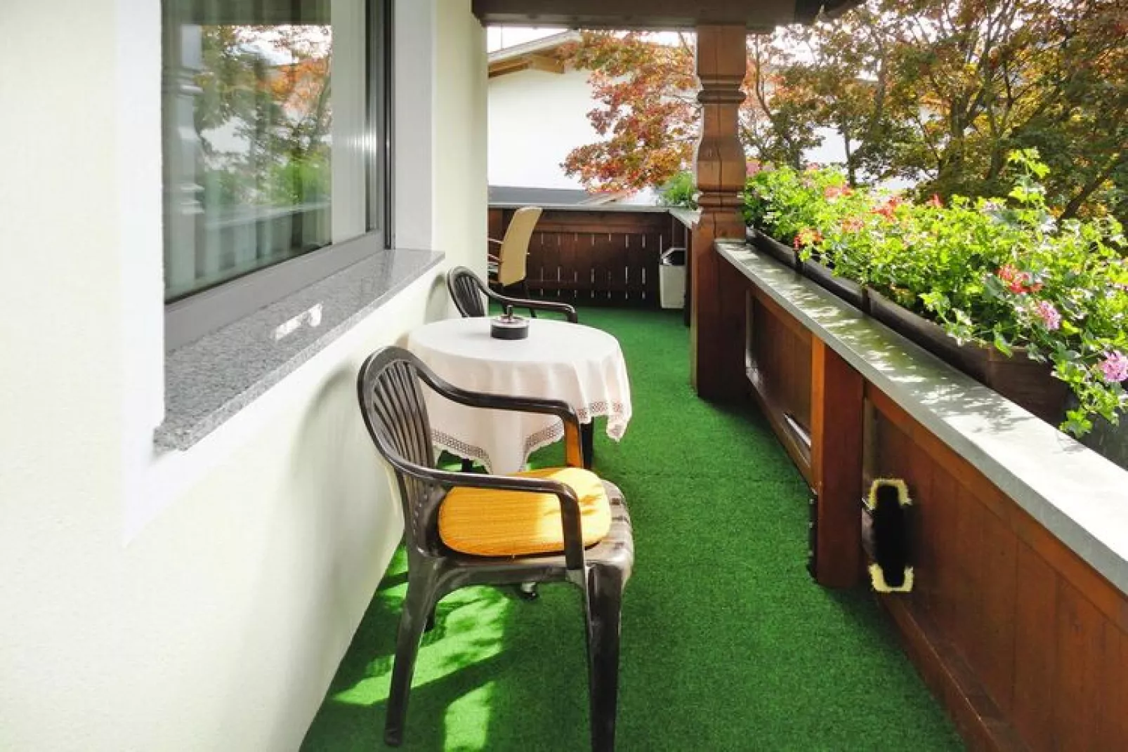 Haus Schwemberger-Terrace
