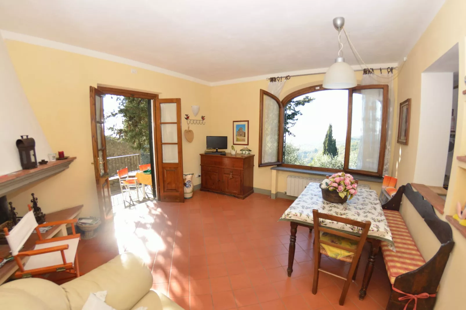 Cipressa-Living room