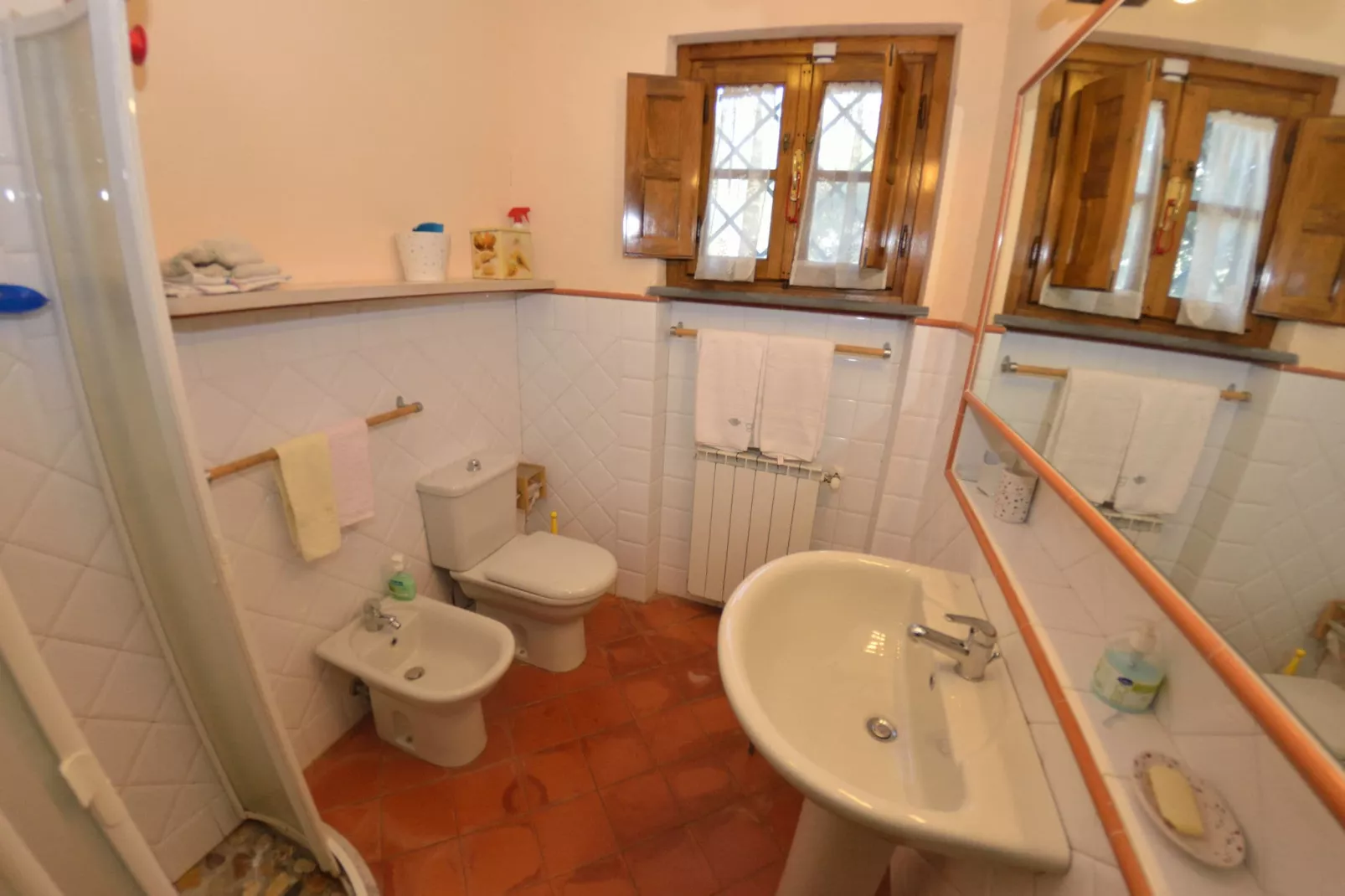 Cipressa-Bathroom