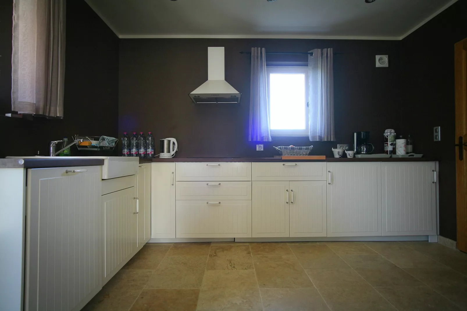 La Petite Colline-Kitchen
