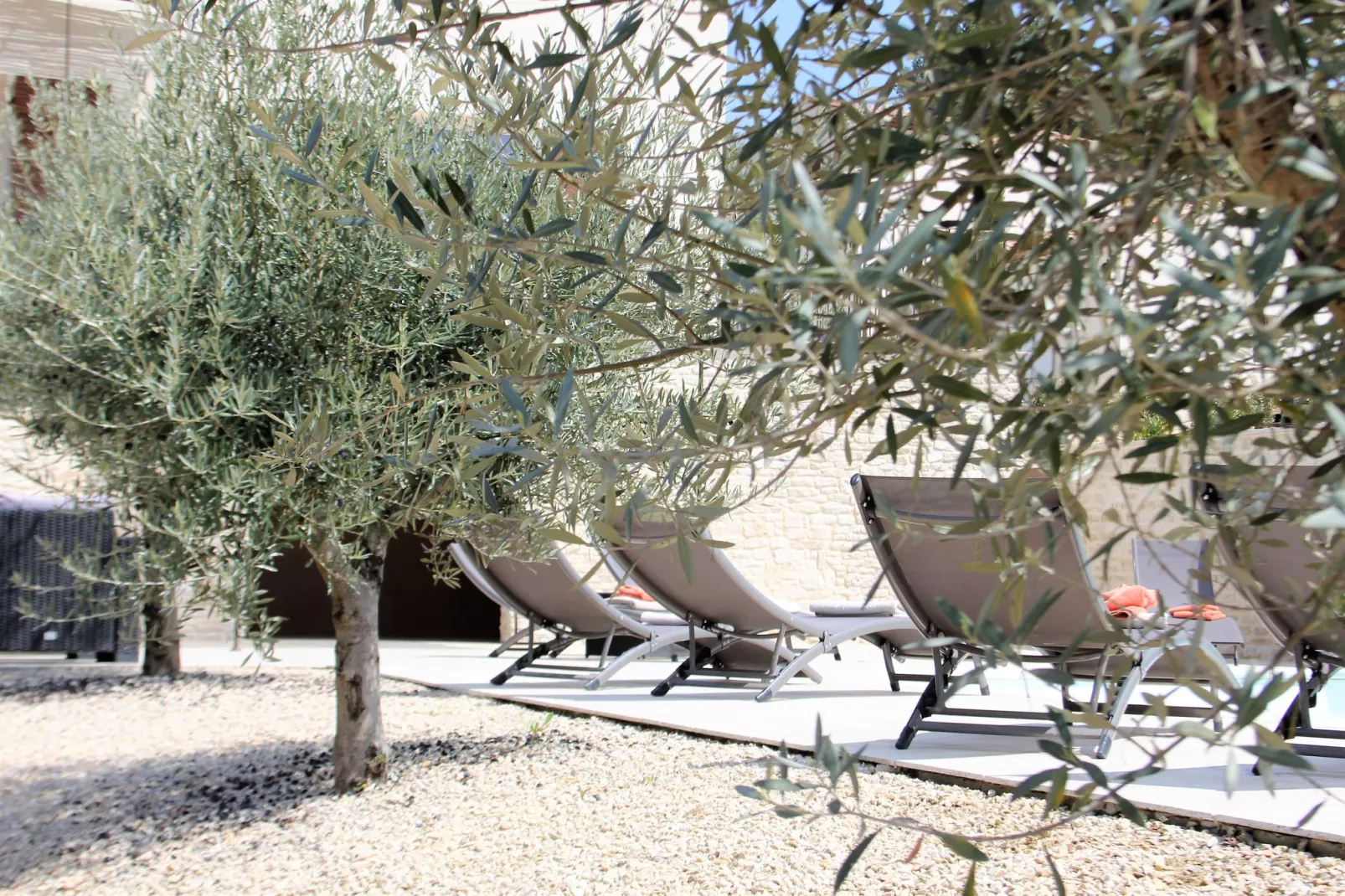 La Petite Colline-Terrace balcony